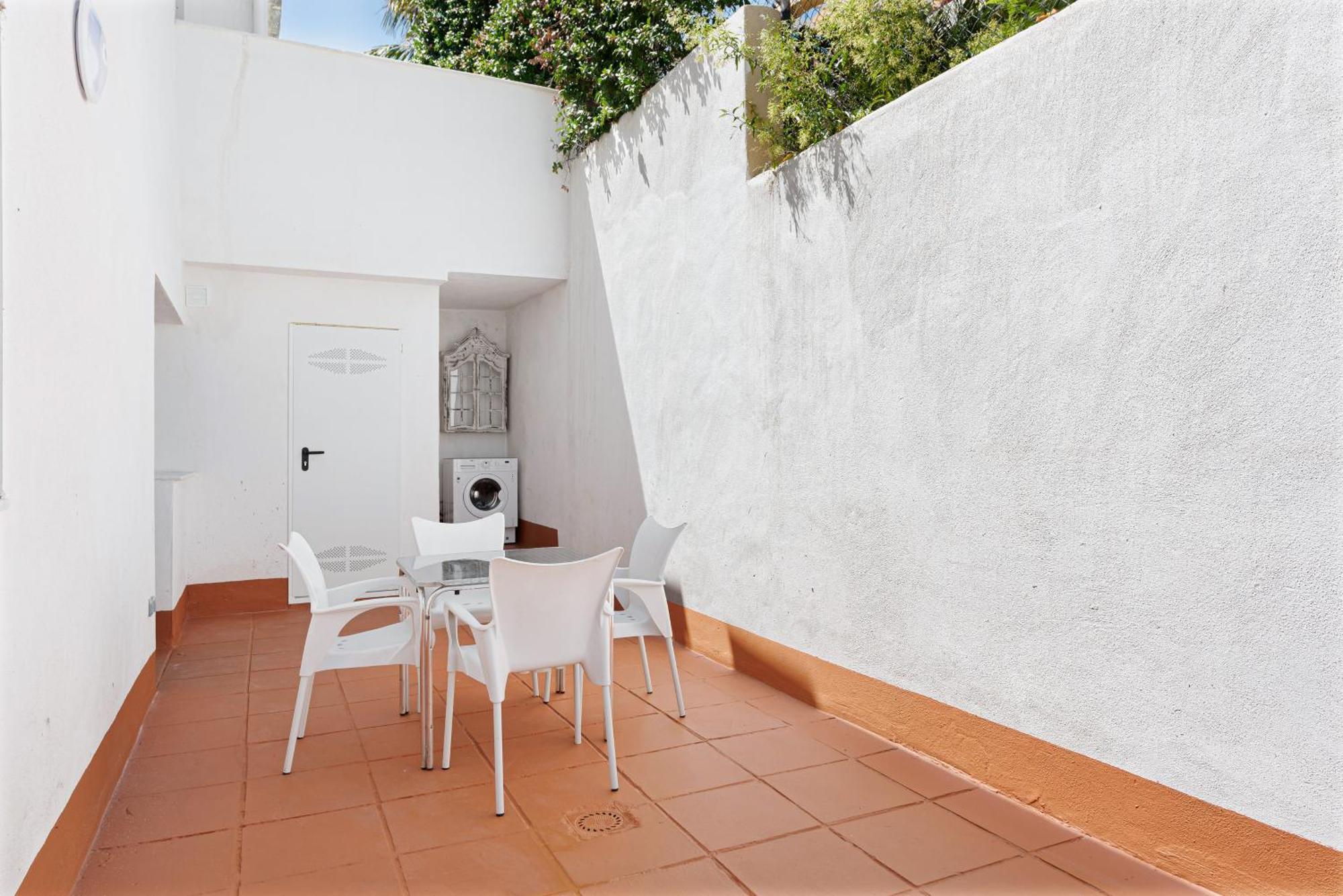 U-nique House Reina Juliana Apartment Málaga